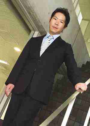 河津 孝治